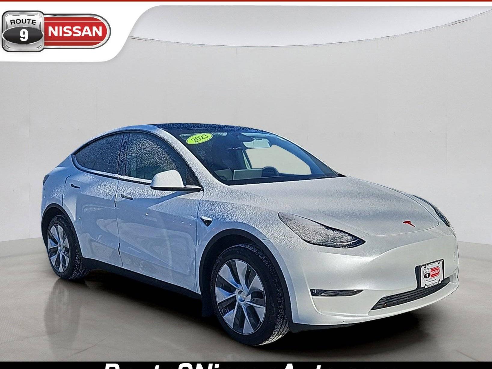 TESLA MODEL Y 2023 7SAYGDEE9PA140344 image